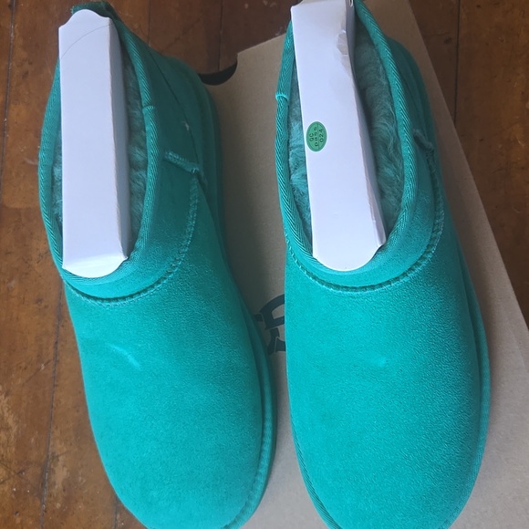 UGG Shoes - UGG BOOTS